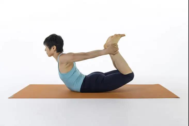 你的瑜伽练习正在伤害你的背部吗？